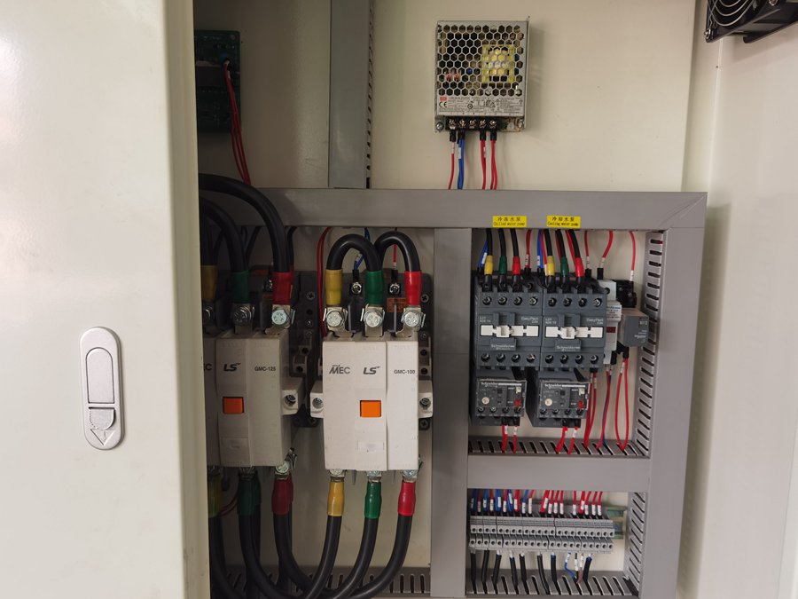 螺桿式冷水機 螺桿式冷水機