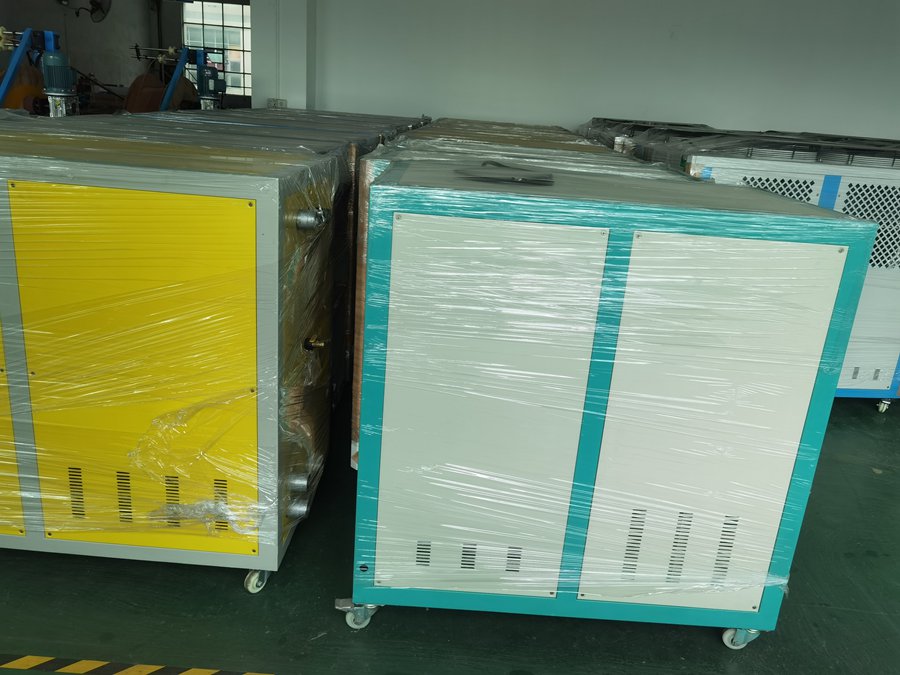 15831935.jpg TF135.jpg