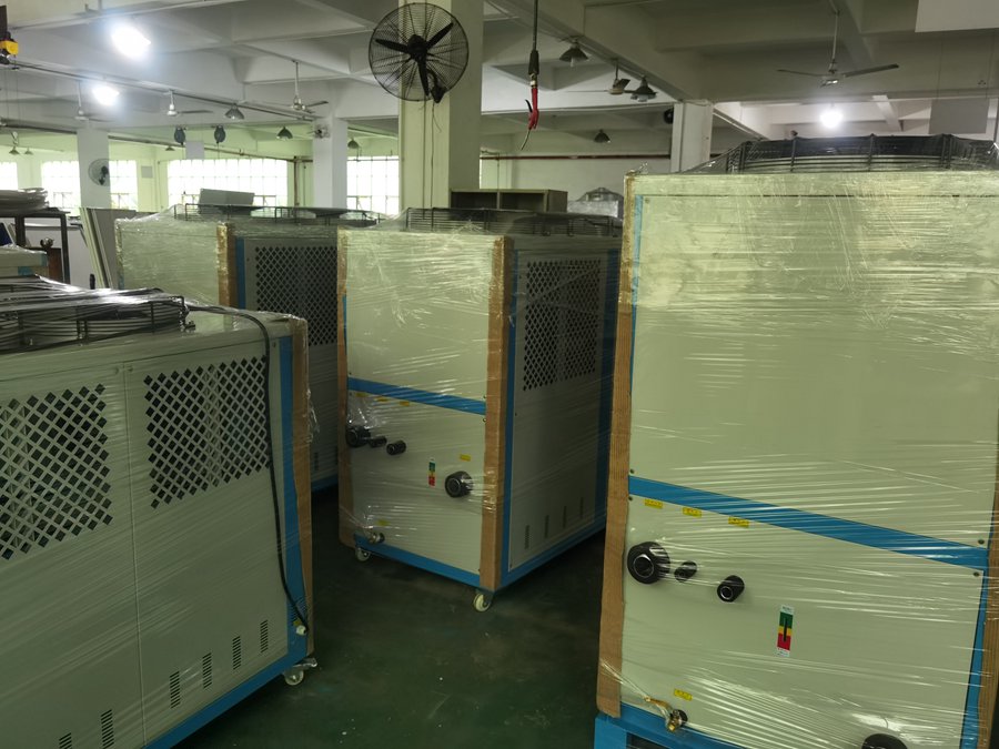 螺桿式冷水機 螺桿式冷水機