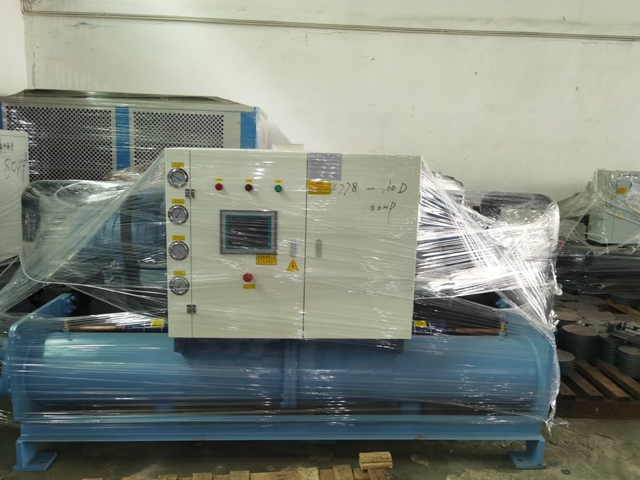 水冷螺桿機一級能效 水冷螺桿機一級能效